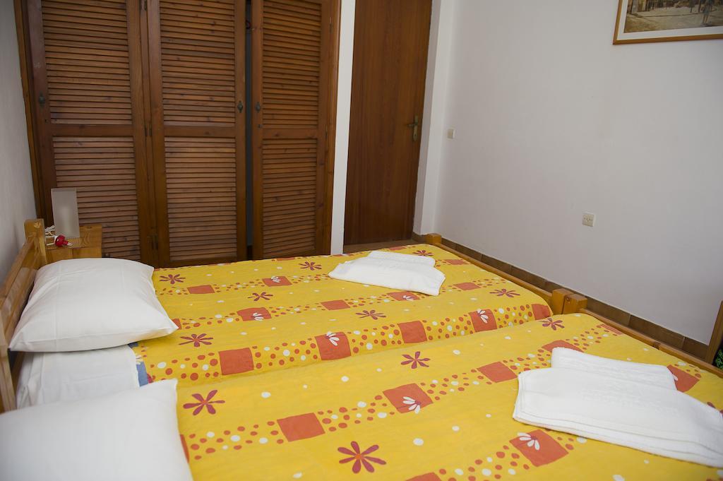 Harrisma Apartments Aharávi Szoba fotó