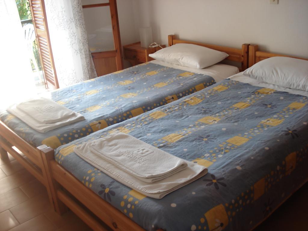Harrisma Apartments Aharávi Szoba fotó